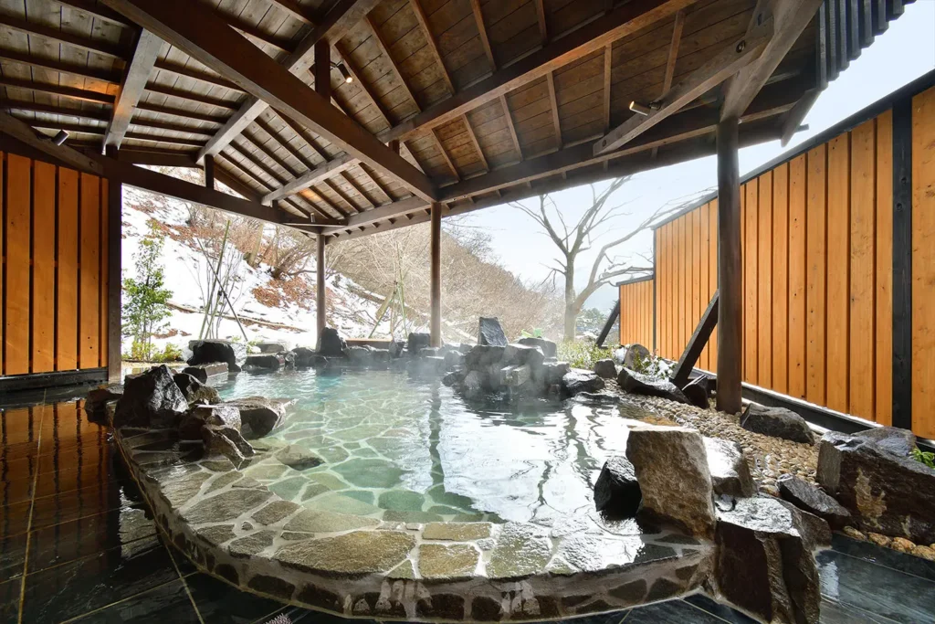 Private open-air bath "Shikanozoki no yu"